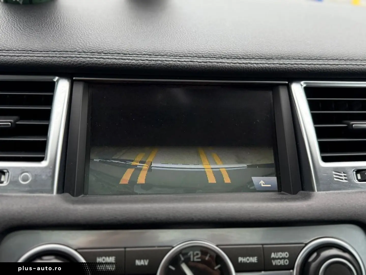 Land-Rover Range-Rover-Sport