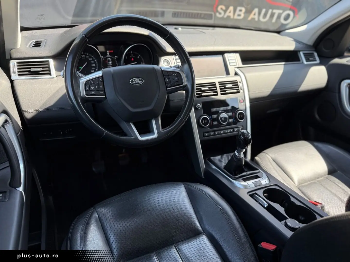 Land-Rover Discovery-Sport
