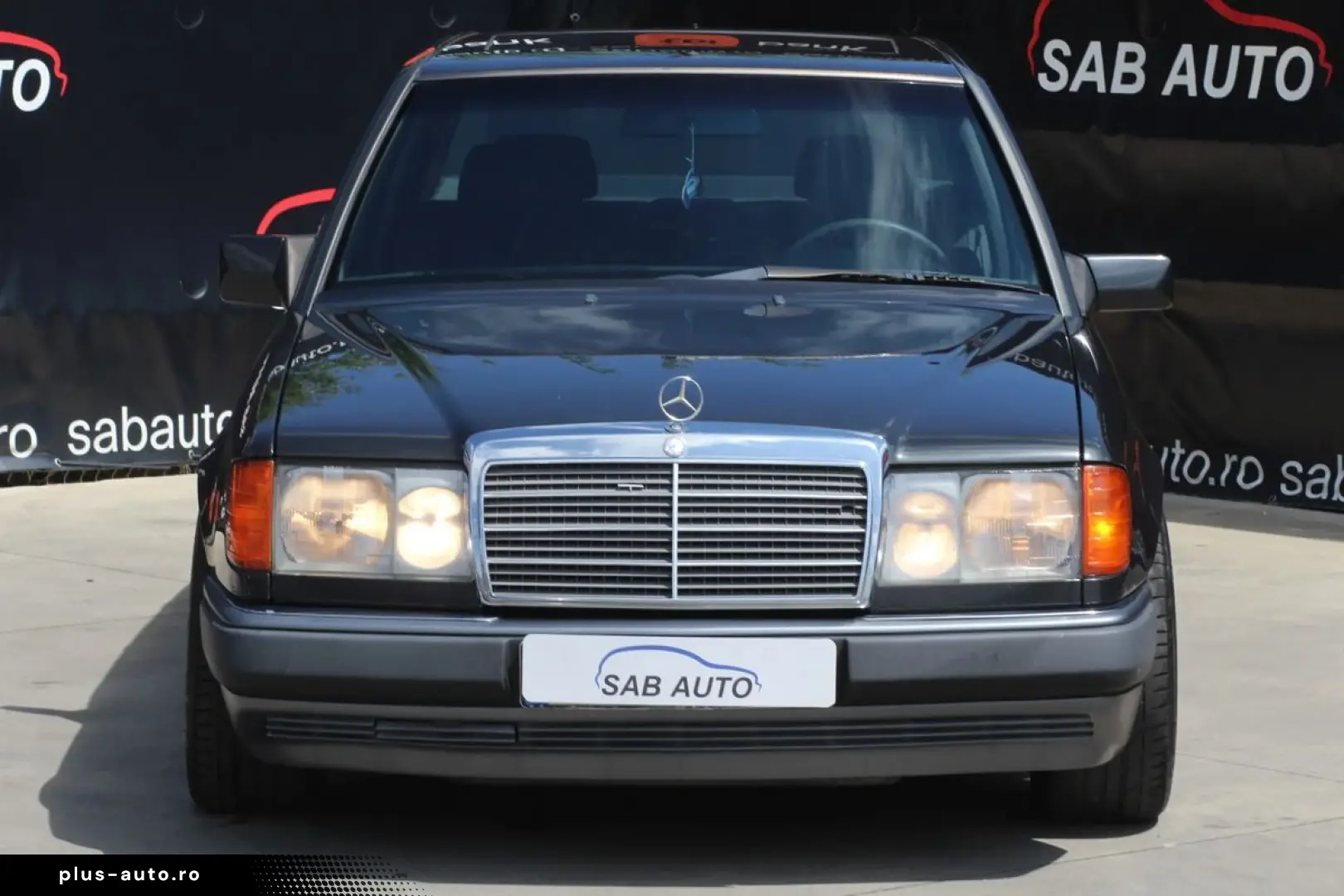Mercedes-Benz E