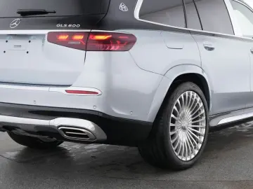 MERCEDES-BENZ Mercedes-Maybach GLS 600 VIP TWOTONE M…