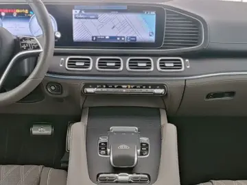 MERCEDES-BENZ Mercedes-Maybach GLS 600 VIP TWOTONE M…