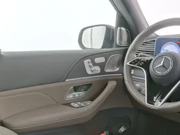 MERCEDES-BENZ Mercedes-Maybach GLS 600 VIP TWOTONE M…