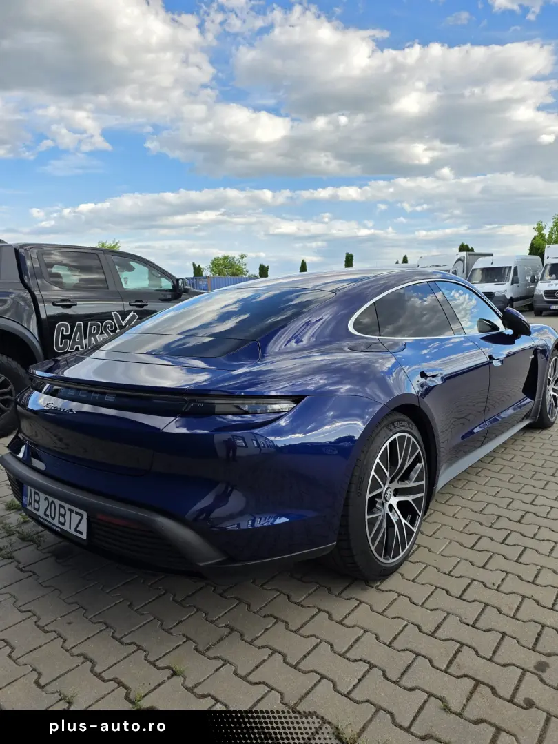 Porsche Taycan