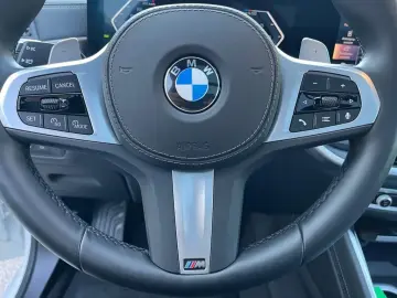 BMW X6 xDrive30d M Sport Pro AHK ACC Pano Standhzg