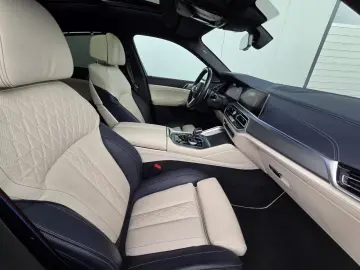 BMW X6 xDrive40d M Sport Interior Individual