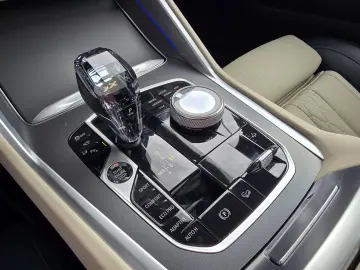 BMW X6 xDrive40d M Sport Interior Individual