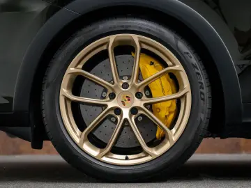 FOARTE RAR - Porsche Cayenne Coupé 4.0 Turbo E-Hybrid GT