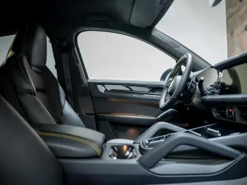 FOARTE RAR - Porsche Cayenne Coupé 4.0 Turbo E-Hybrid GT