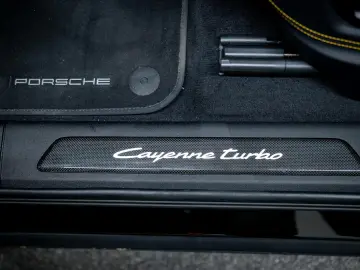 FOARTE RAR - Porsche Cayenne Coupé 4.0 Turbo E-Hybrid GT