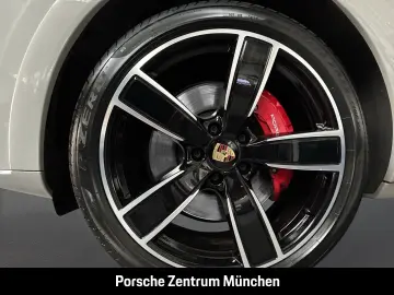 PORSCHE Cayenne GTS Coupe InnoDrive Head-Up Standheizung
