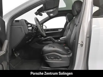 PORSCHE Cayenne E-Hybrid Coupe AGA Beif-Disp BOSE PDCC