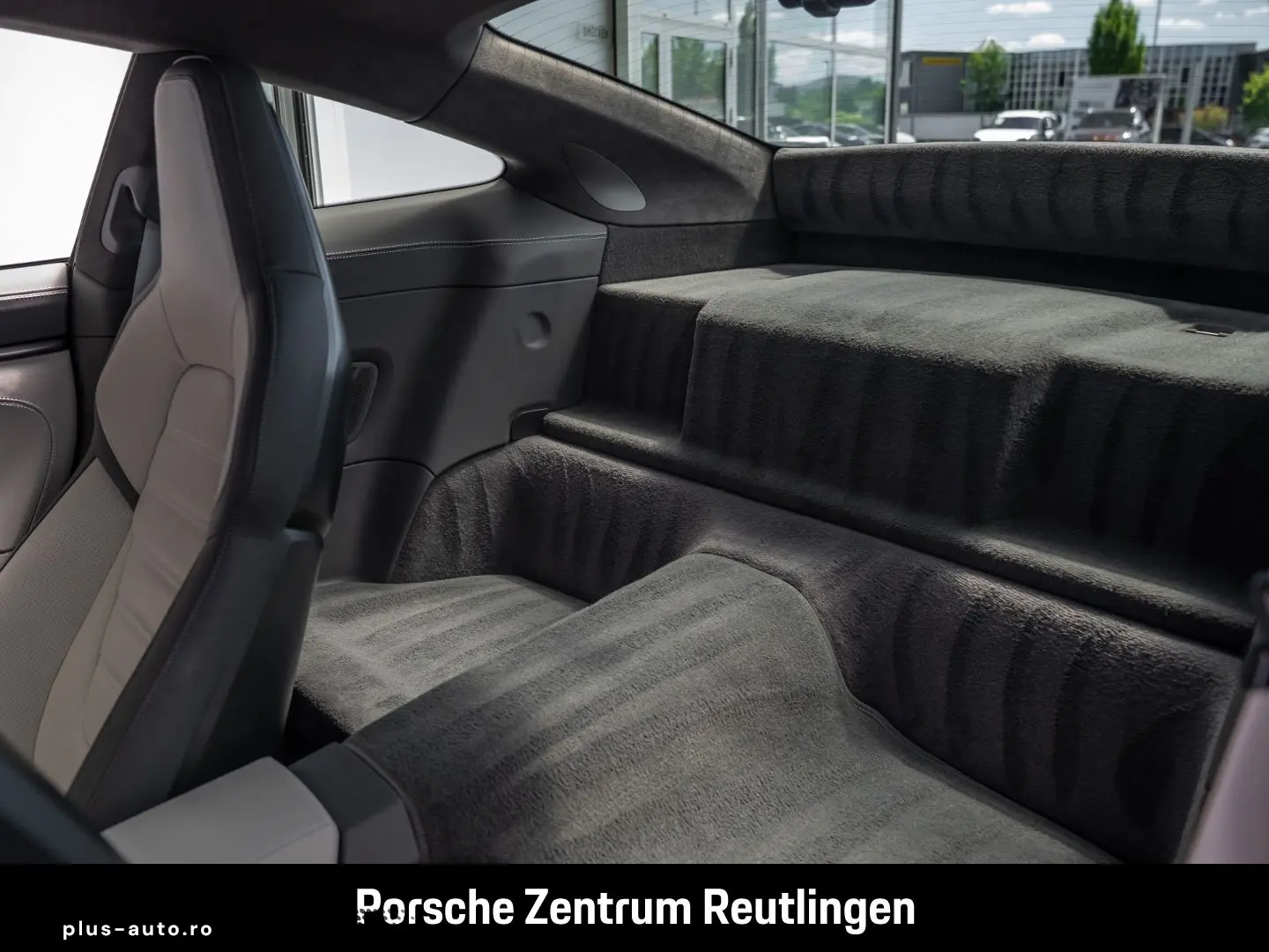 PORSCHE 992 911 Carrera 4 GTS PCCB Liftsystem-VA BOSE