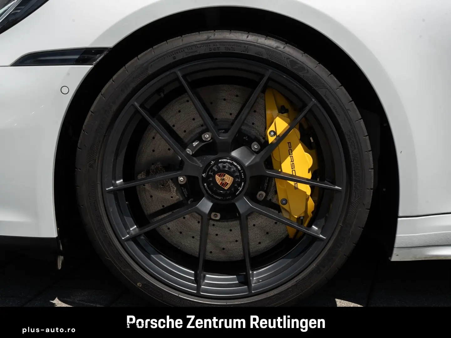 PORSCHE 992 911 Carrera 4 GTS PCCB Liftsystem-VA BOSE