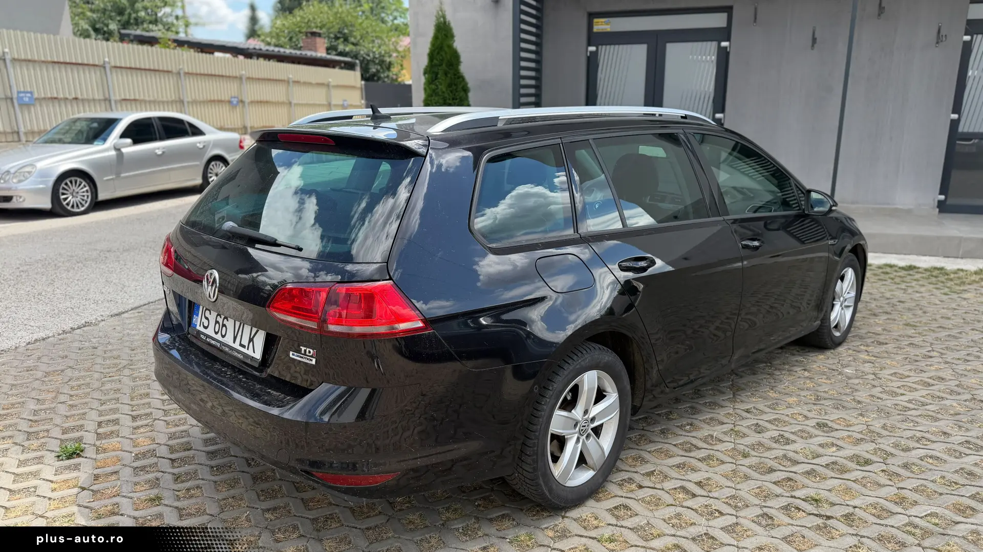 Volkswagen Golf 1.6 TDI DSG   automat