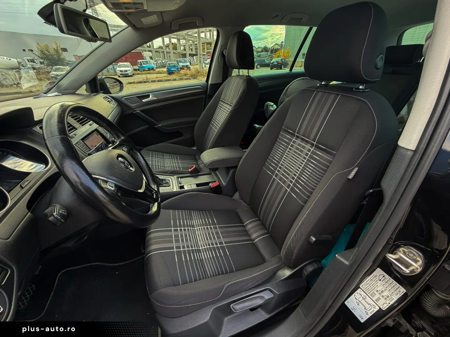 Volkswagen Golf 1.6 TDI DSG   automat