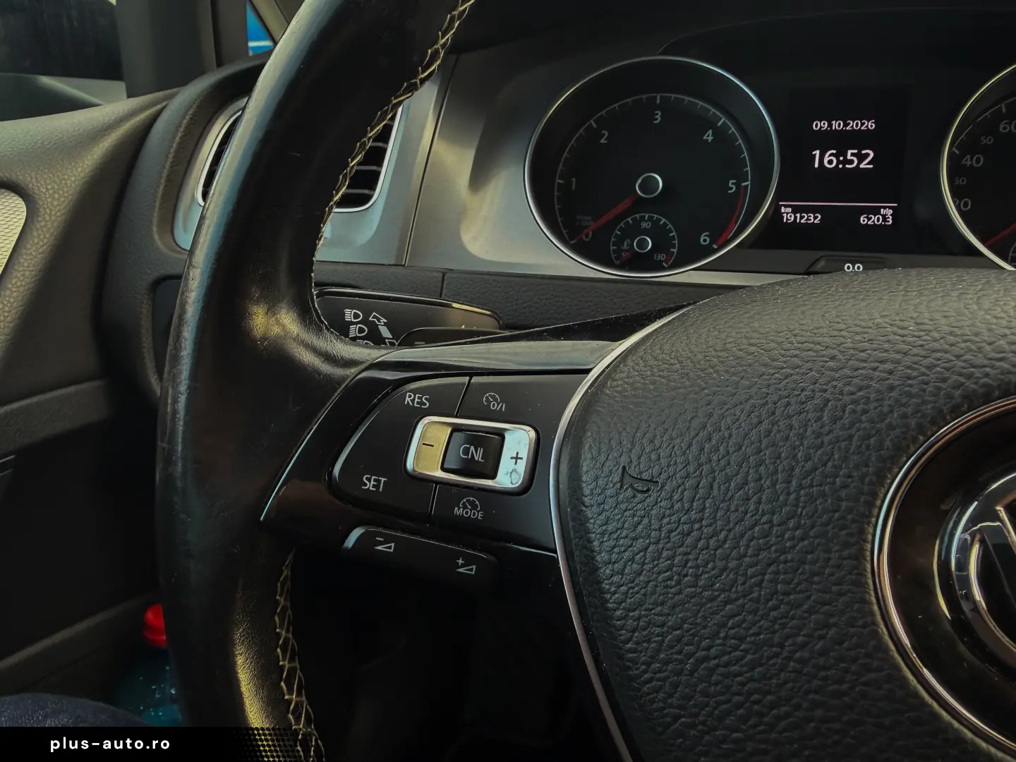 Volkswagen Golf 1.6 TDI DSG   automat