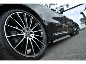 Mercedes-Benz E 200 Coupé AMG Line