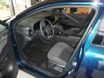 TOYOTA C-HR Plug-In Hybrid FWD Teamplayer Tech-P.