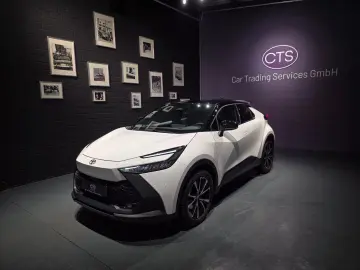 TOYOTA C-HR Plug-In Hybrid FWD Team Deutschland 1 HAND