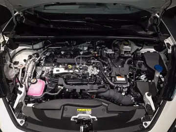 TOYOTA C-HR Plug-In Hybrid FWD Team Deutschland 1 HAND