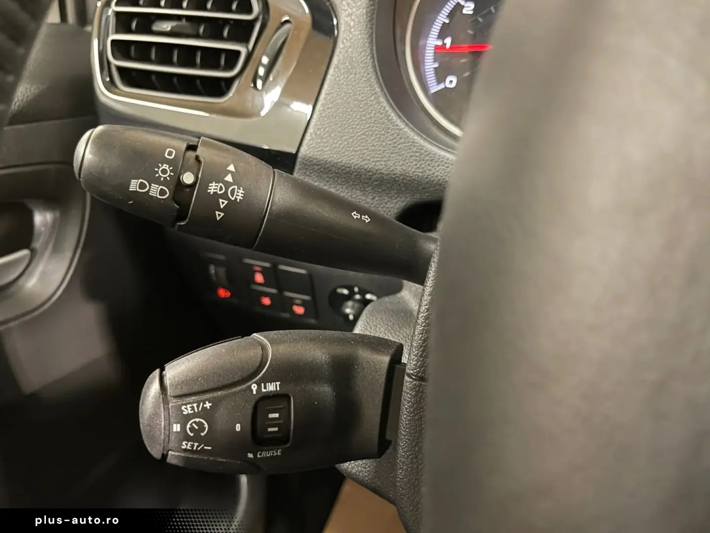 Peugeot 301
