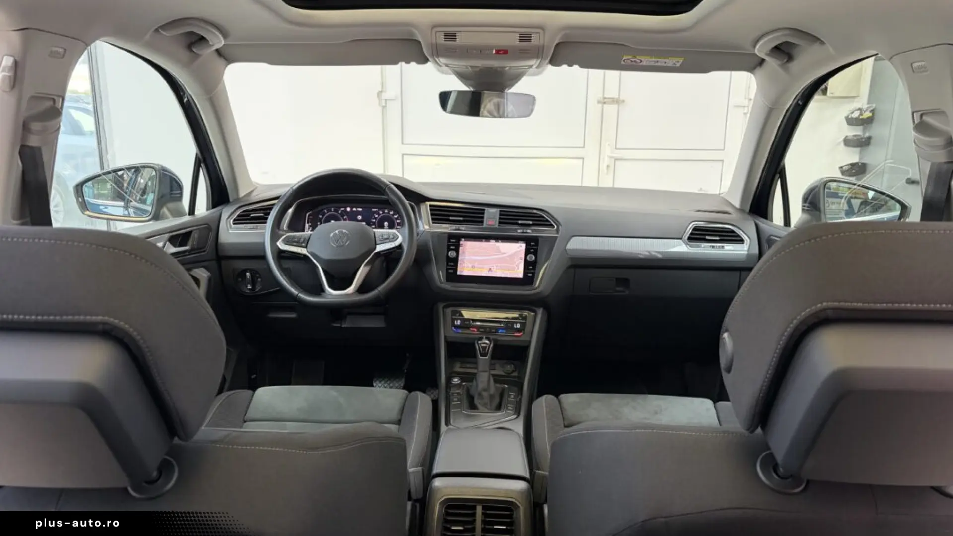VOLKSWAGEN TIGUAN   2021-03