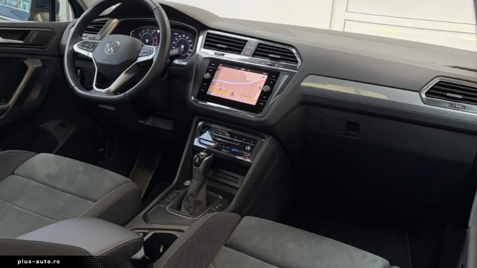 VOLKSWAGEN TIGUAN   2021-03