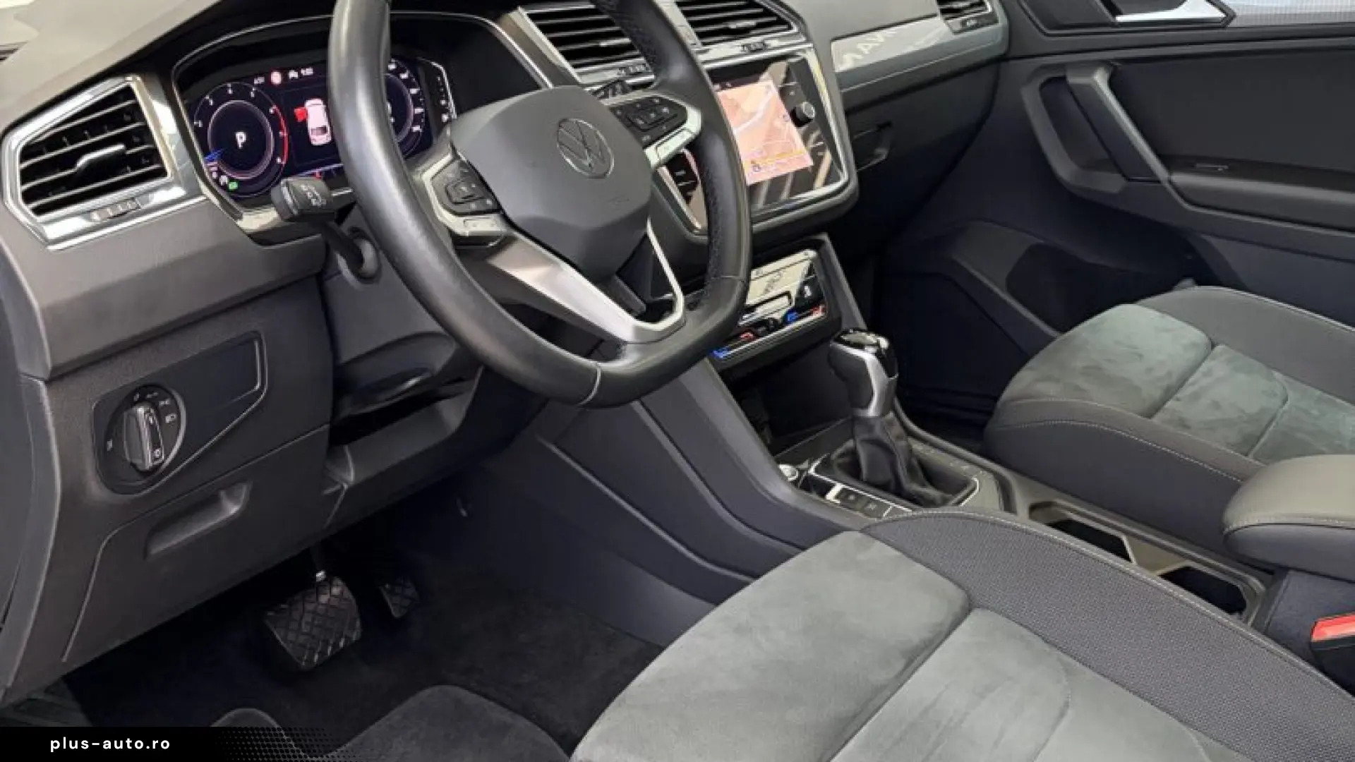 VOLKSWAGEN TIGUAN   2021-03