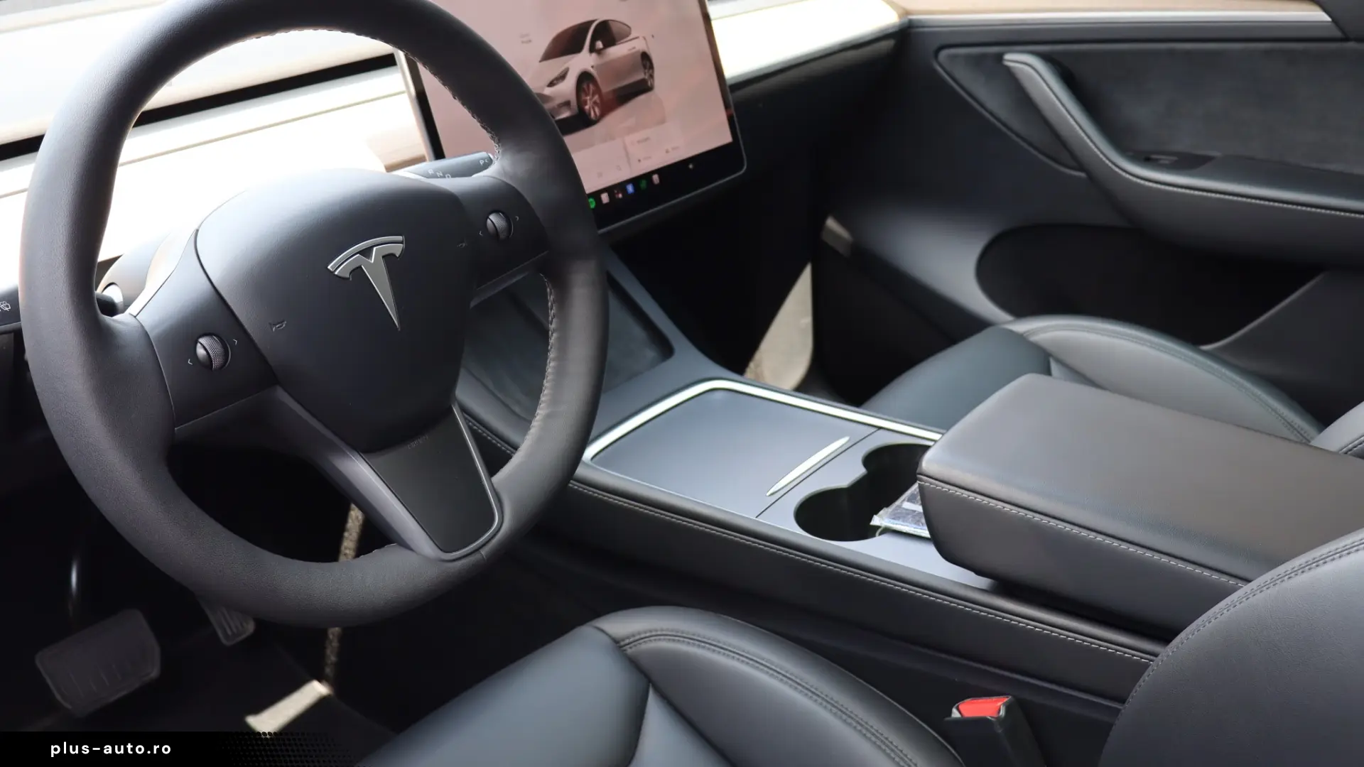 Tesla Model Y Long Range Dual Motor AWD