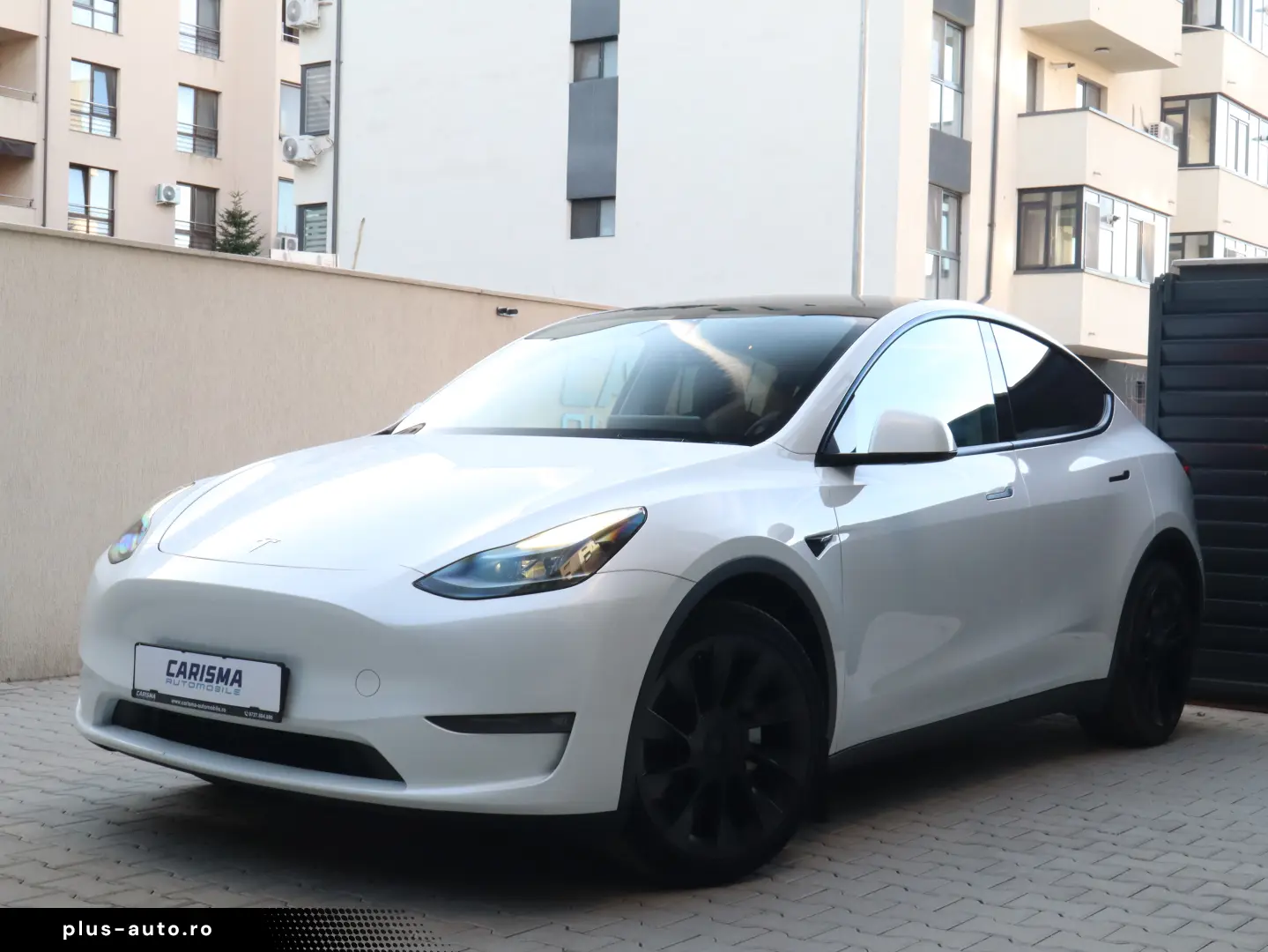 TESLA Model Y 2023 — imagine 21
