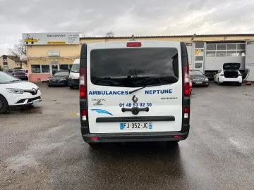 RENAULT Trafic  nur 118.000 KM Ambulanta