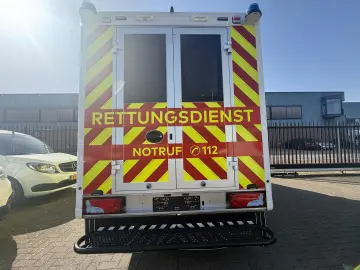MAN TGE 180 50 180pk Automaat Ambulanta