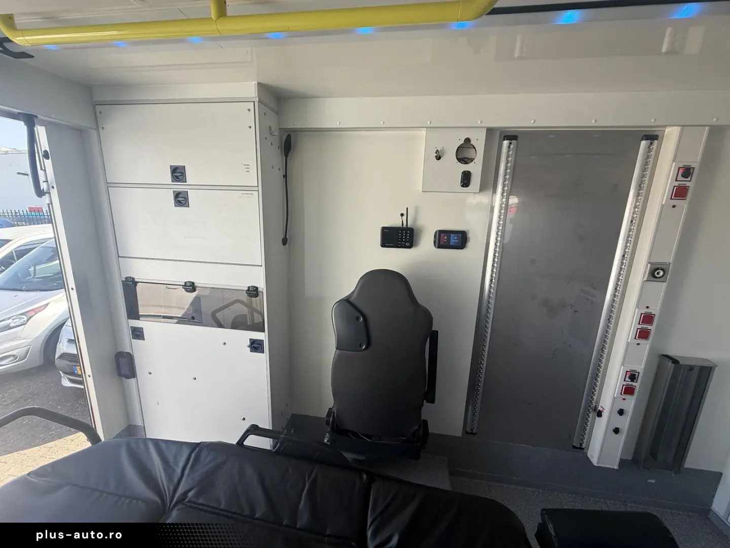 MAN TGE 180 50 180pk Automaat Ambulanta