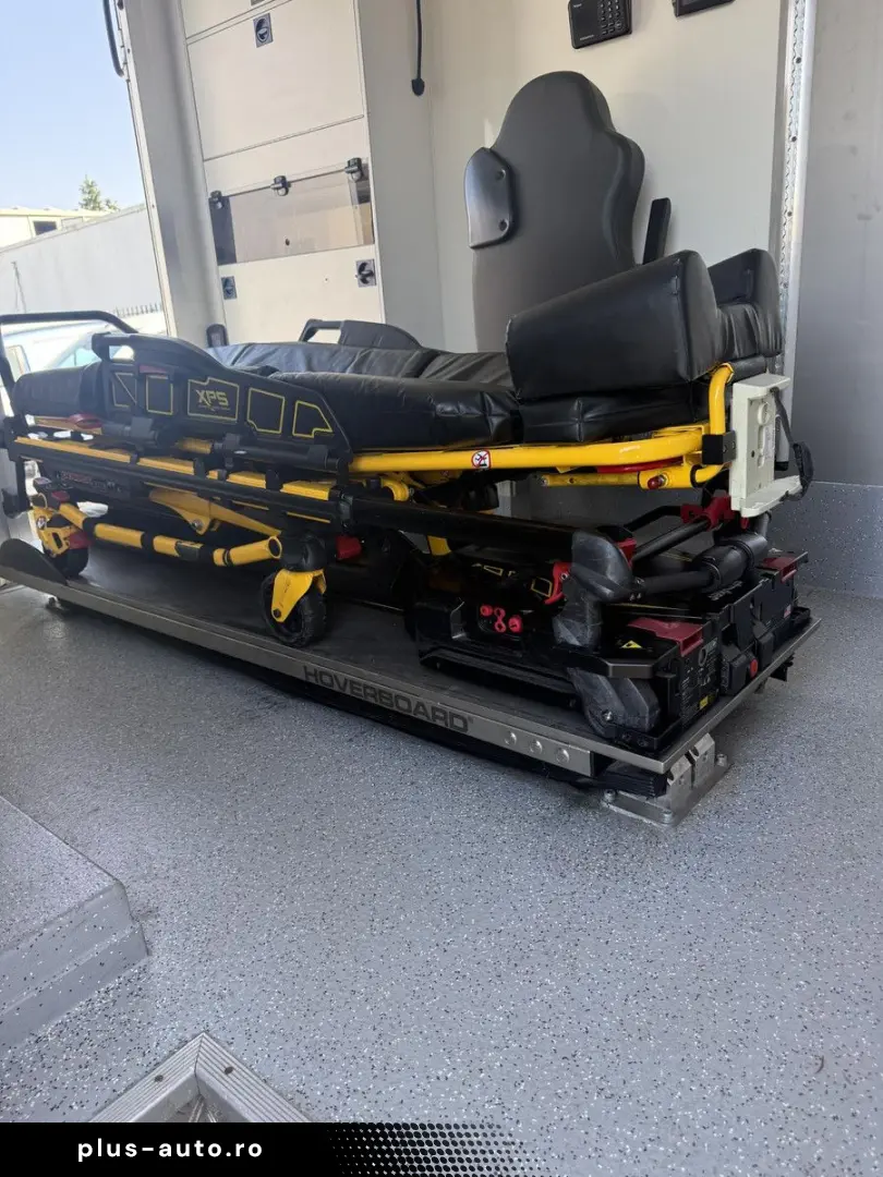 MAN TGE 180 50 180pk Automaat Ambulanta