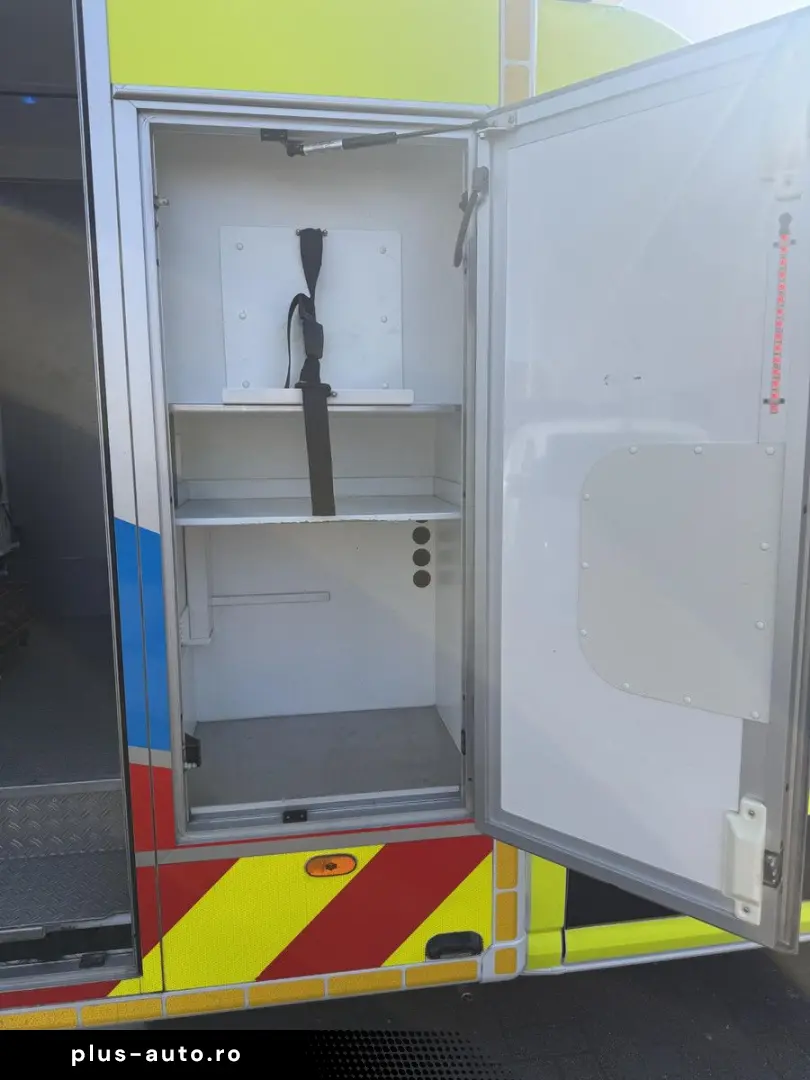 MAN TGE 180 50 180pk Automaat Ambulanta