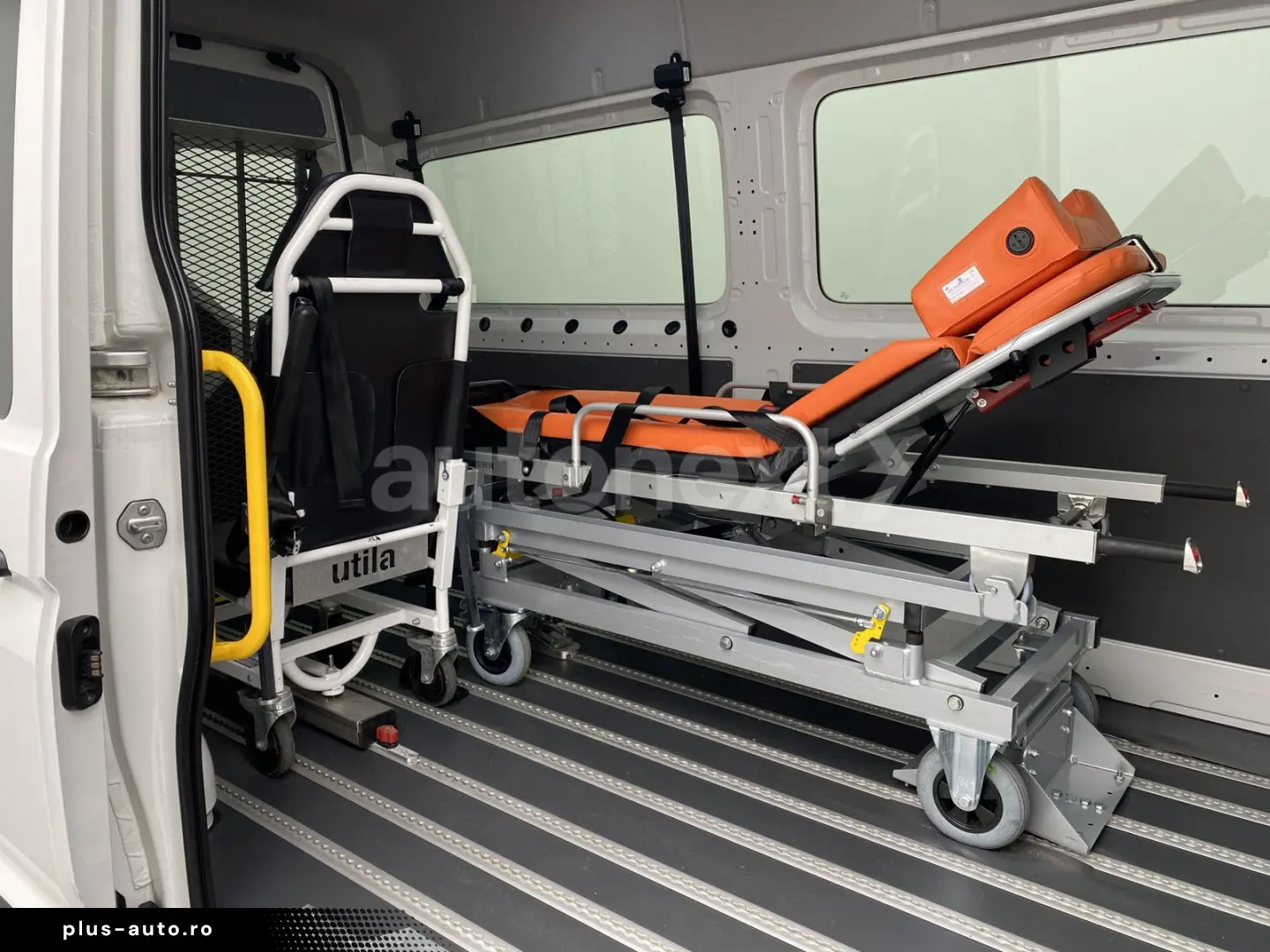 VW Crafter 35 Rollstuhl-Lift  Ambulanta