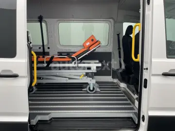 VW Crafter 35 Rollstuhl-Lift  Ambulanta