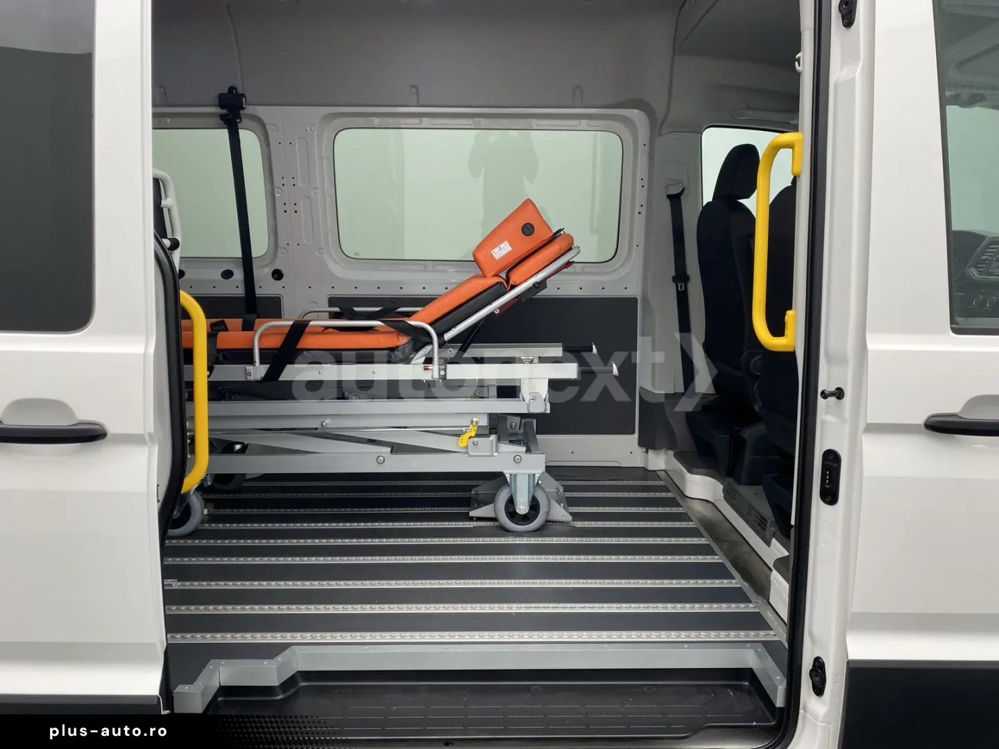 VW Crafter 35 Rollstuhl-Lift  Ambulanta