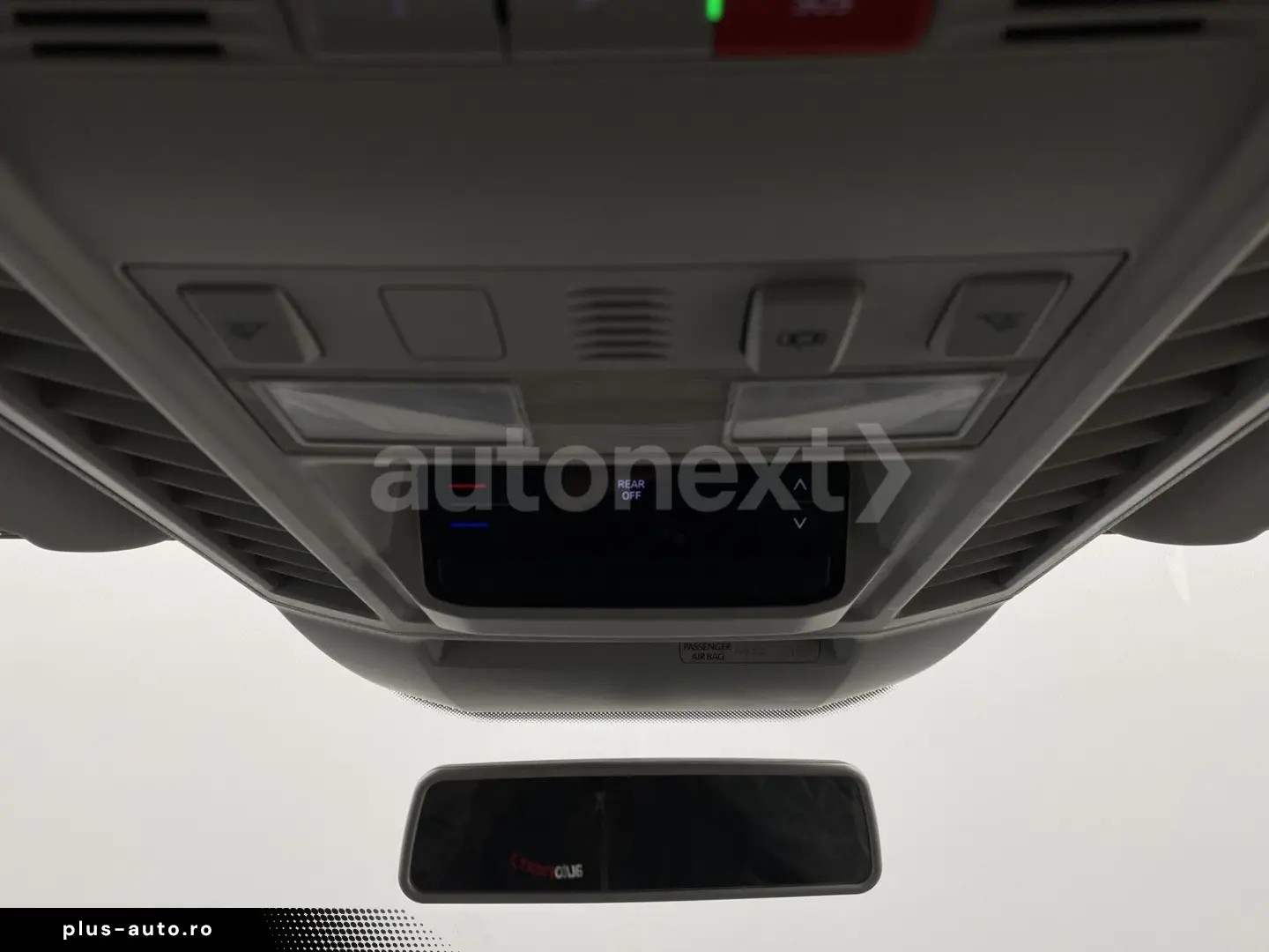 VW Crafter 35 Rollstuhl-Lift  Ambulanta