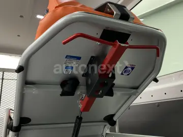 VW Crafter 35 Rollstuhl-Lift  Ambulanta