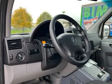 MERCEDES-BENZ SPRINTER II 316 CDI Ambulanta