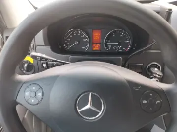 MERCEDES-BENZ 519 CDI Sprinter 6 Zylinder Ambulanta