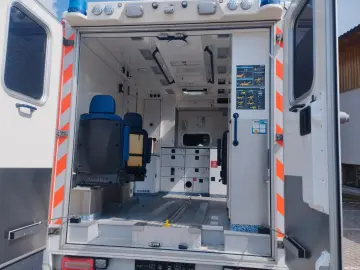 MERCEDES-BENZ 519 CDI Sprinter 6 Zylinder Ambulanta