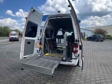VW T5 Ambulanta