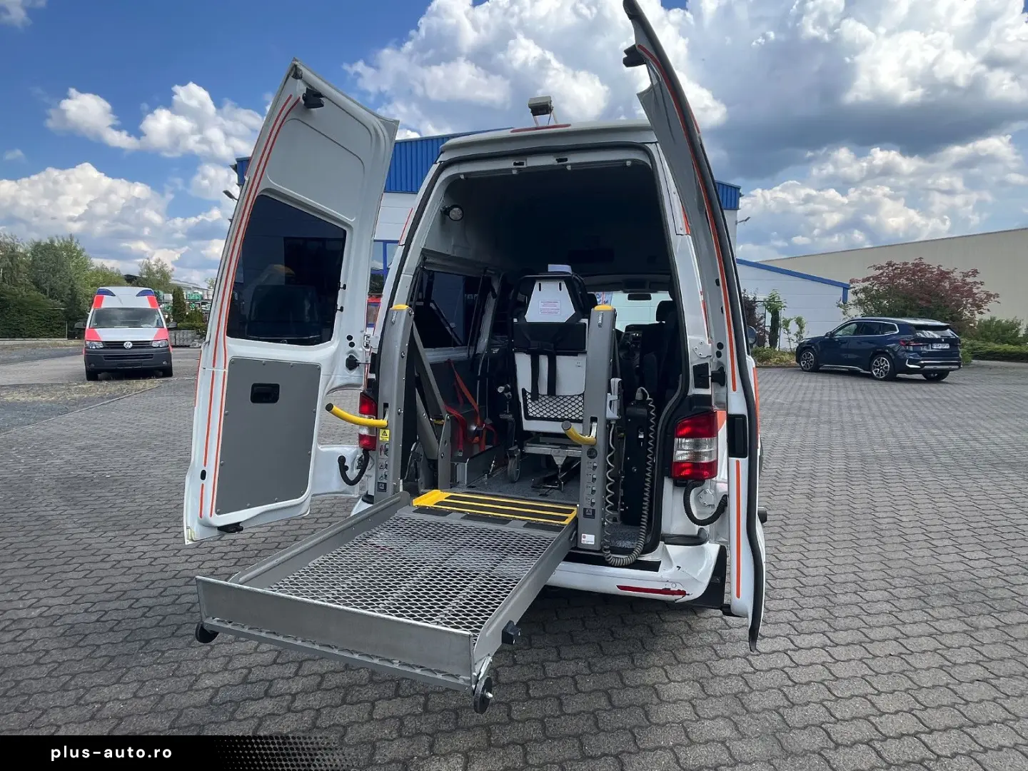 VW T5 Ambulanta
