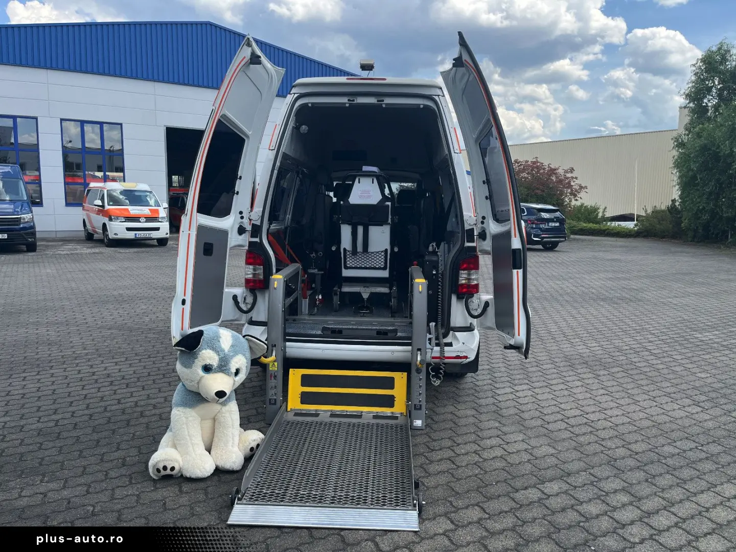 VW T5 Ambulanta