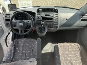 VW T5 Ambulanta
