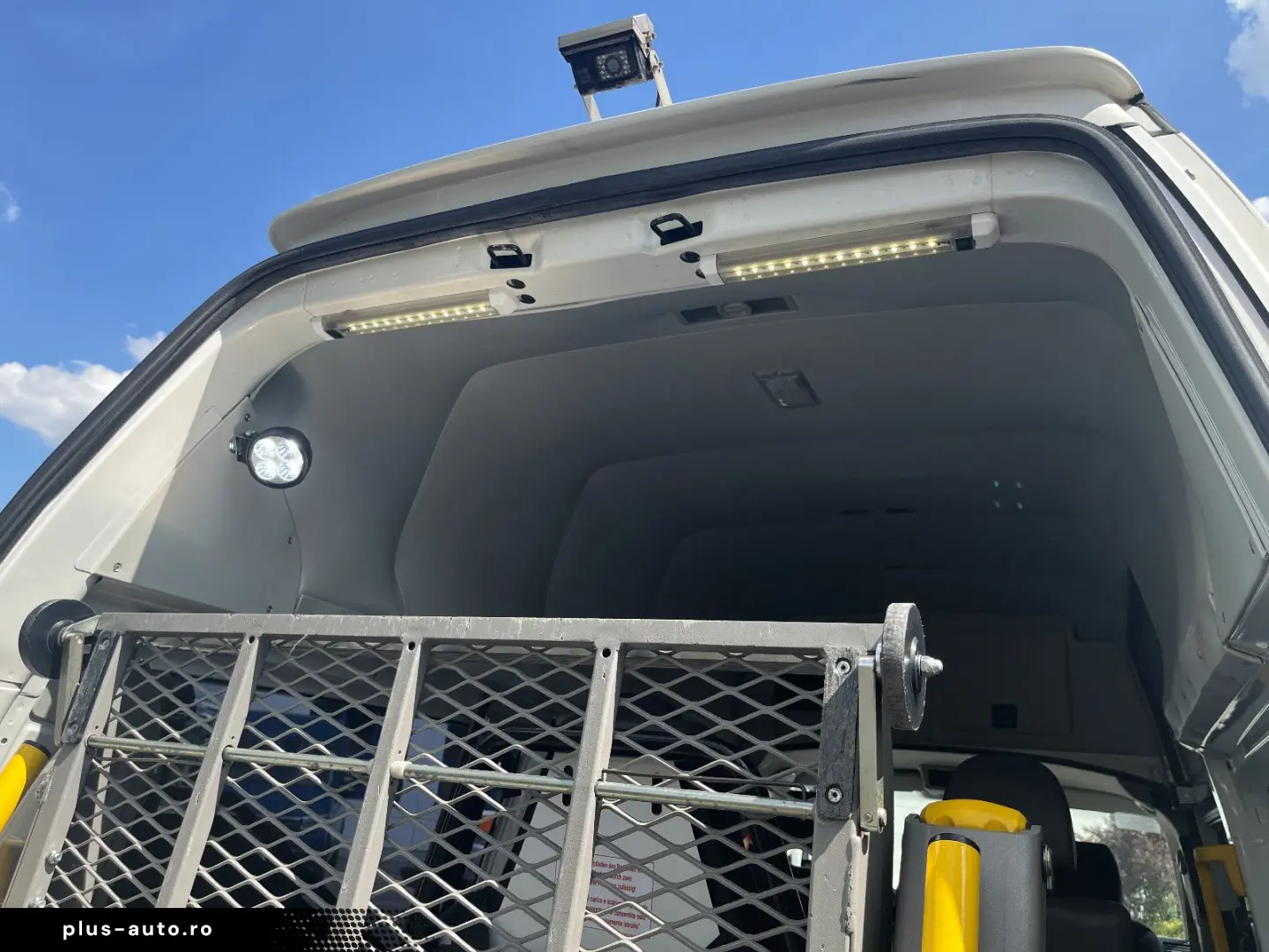 VW T5 Ambulanta