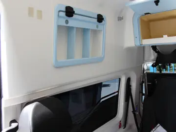 VW T5 Hornis 4x4 Ambulanta