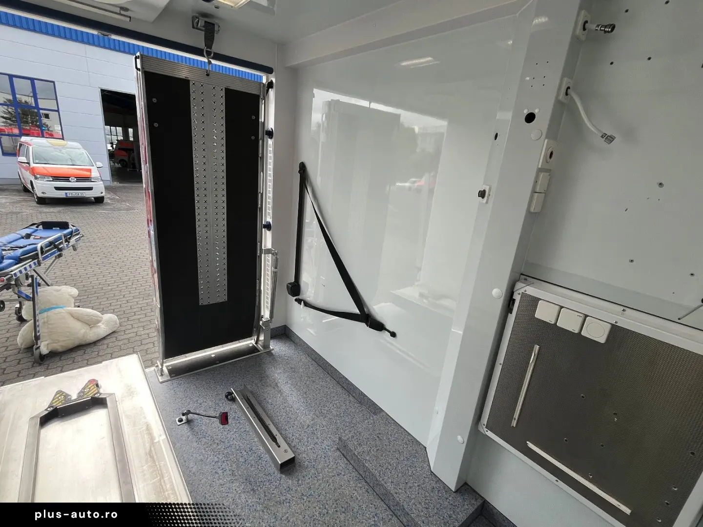 MERCEDES-BENZ Sprinter 519 Ambulanta